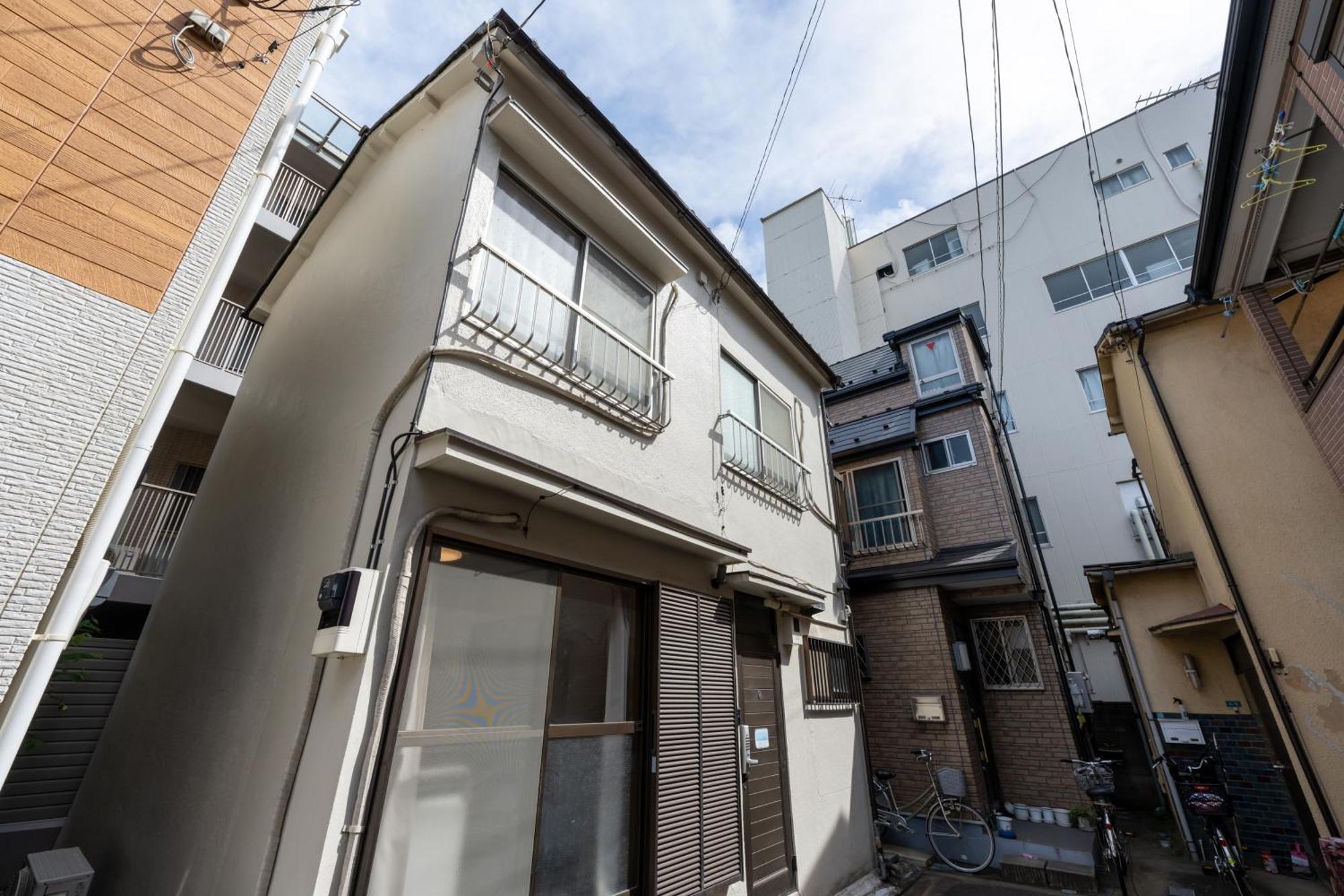 一棟貸切宿, 東京一之江ハウス6名定員, 秋葉原19分,新宿30分,Wifi有, ディズニータクシー20分3000円,駐車場ありません Токио Екстериор снимка